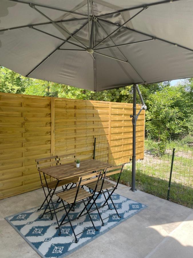 Appartement Avec Terrasse Vue Sorgue Le Thor Zewnętrze zdjęcie